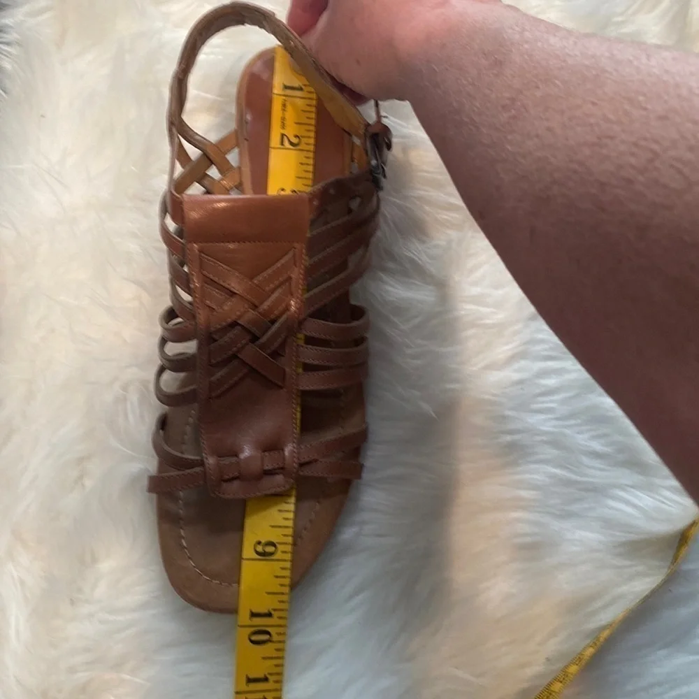 Nine West sz 7-7.5 Cork wedge shoe
